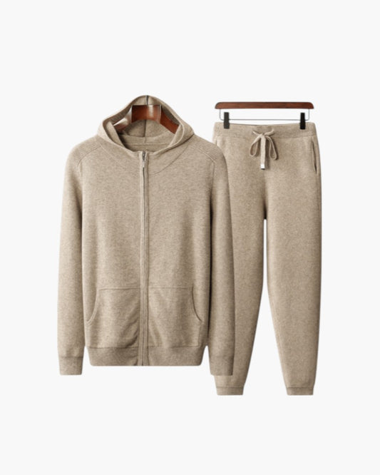 ELIRA VOGUE - CASHMERE FEEL TRACKSUIT