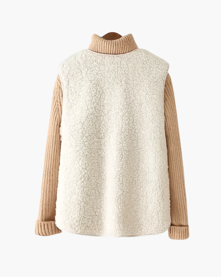 ELIRA VOGUE – SOFT WOOL CARDIGAN