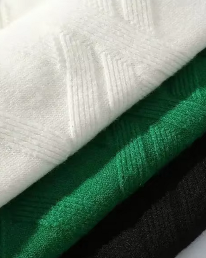 ELIRA VOGUE – CASUAL COTTON SWEATER