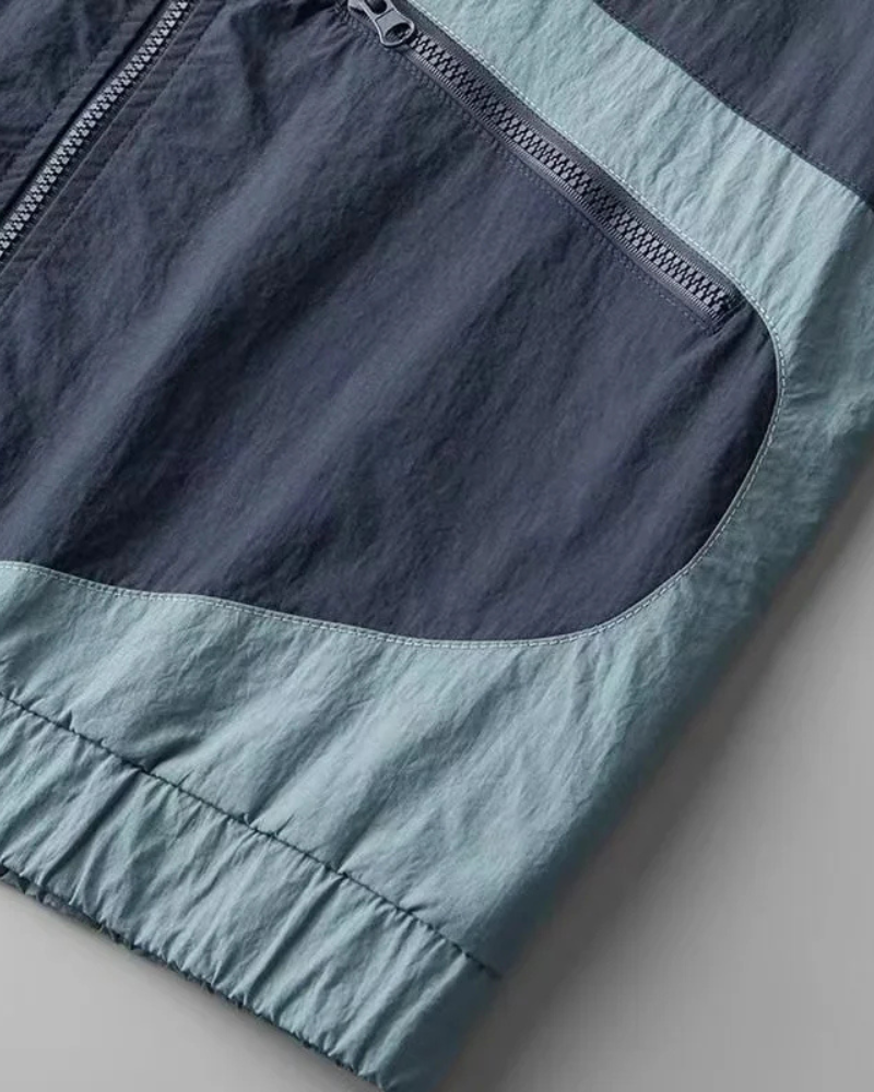 ELIRA VOGUE – TERRAIN RAIN COAT