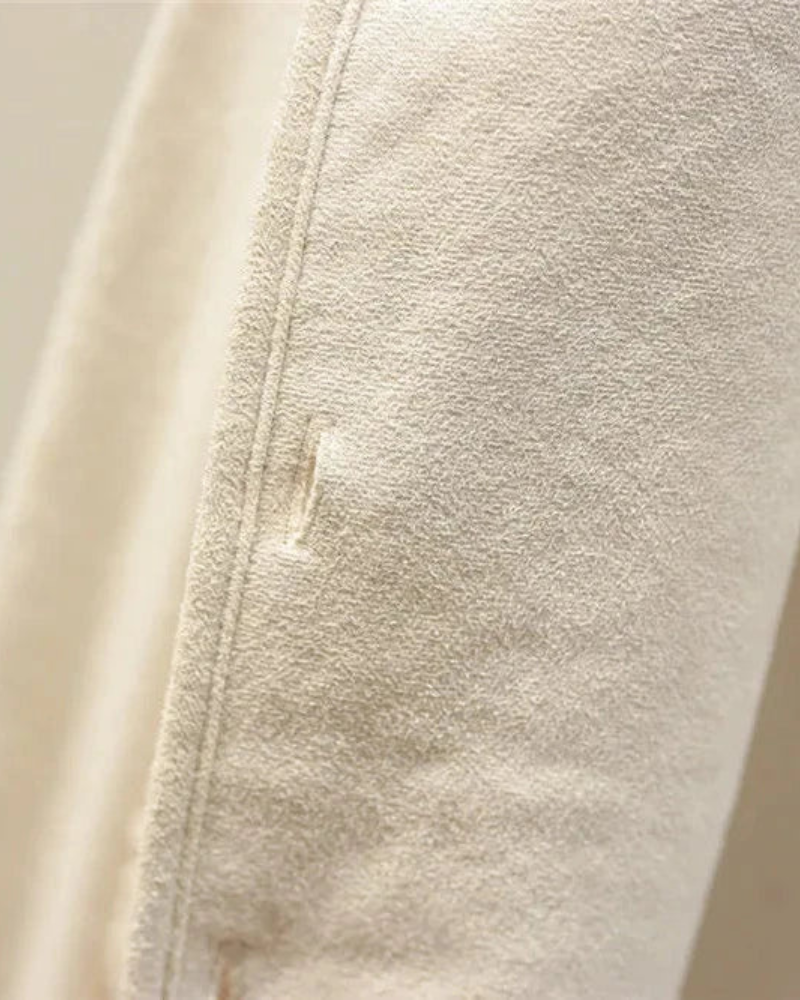 ELIRA VOGUE – SOFT WOOL CARDIGAN