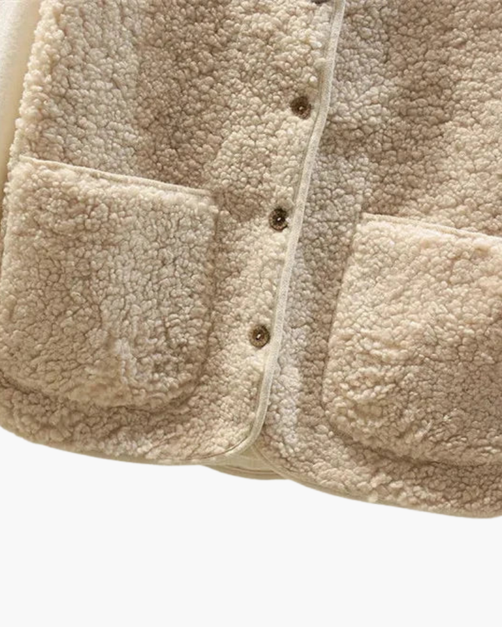 ELIRA VOGUE – SOFT WOOL CARDIGAN